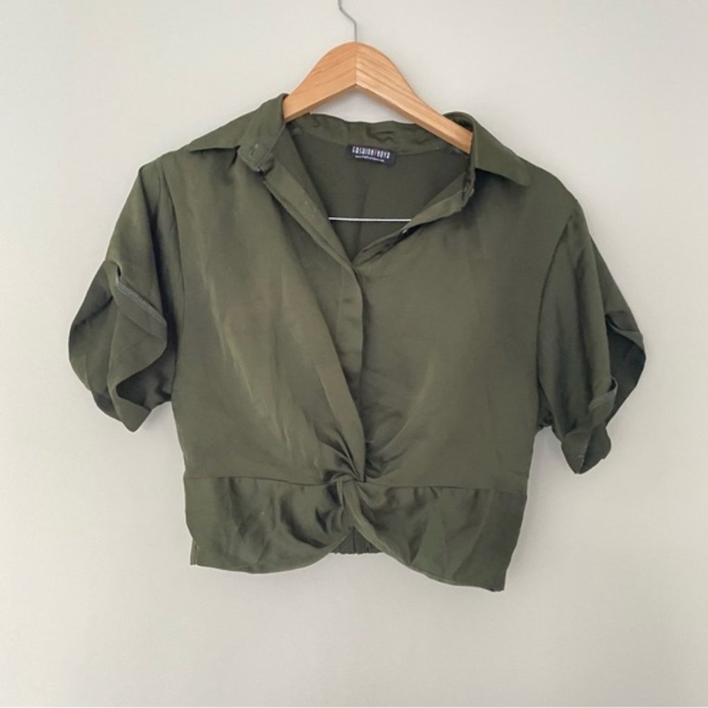 FASHION NOVA Green Collared Front Knot Crop Top